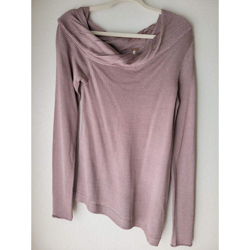 Free People M Mauve Asymmetrical Hem Sweater Roll Neck Lightweight Viscose Knit